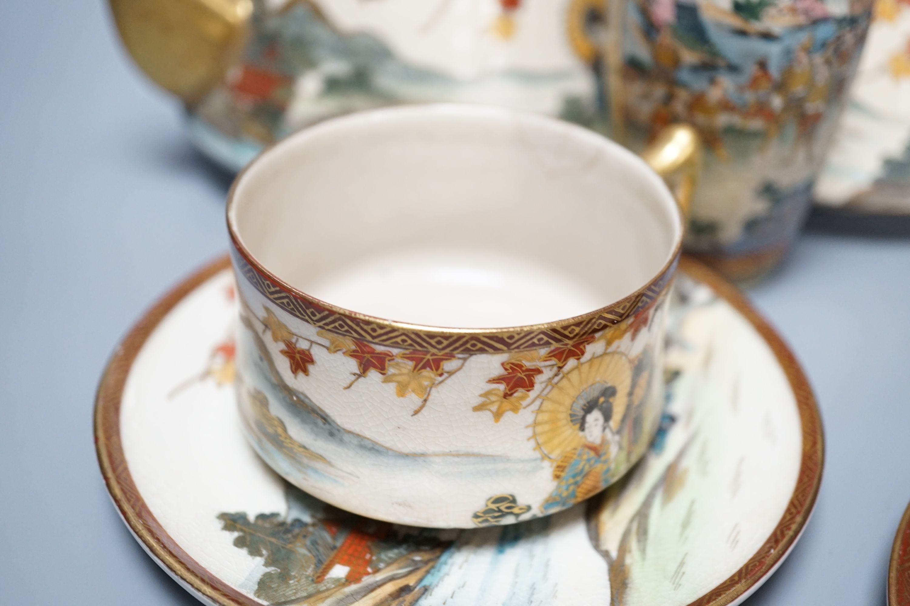 Japanese Satsuma and Fukagawa wares, Meiji period, teapot 10cm high